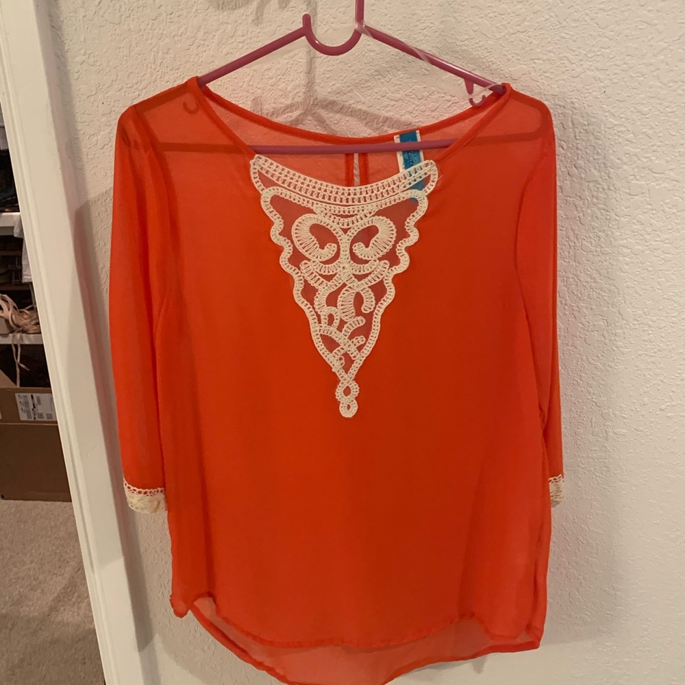 Francesca’s sheer Coral 3/4 sleeve shirt